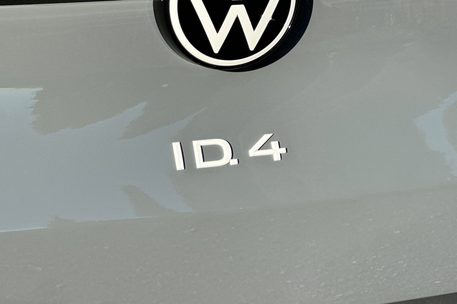 New 2025 Volkswagen ID.4 Pro image 27