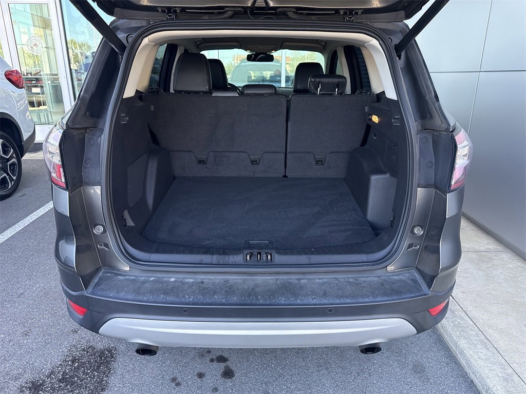 Used 2017 Ford Escape Titanium image 32