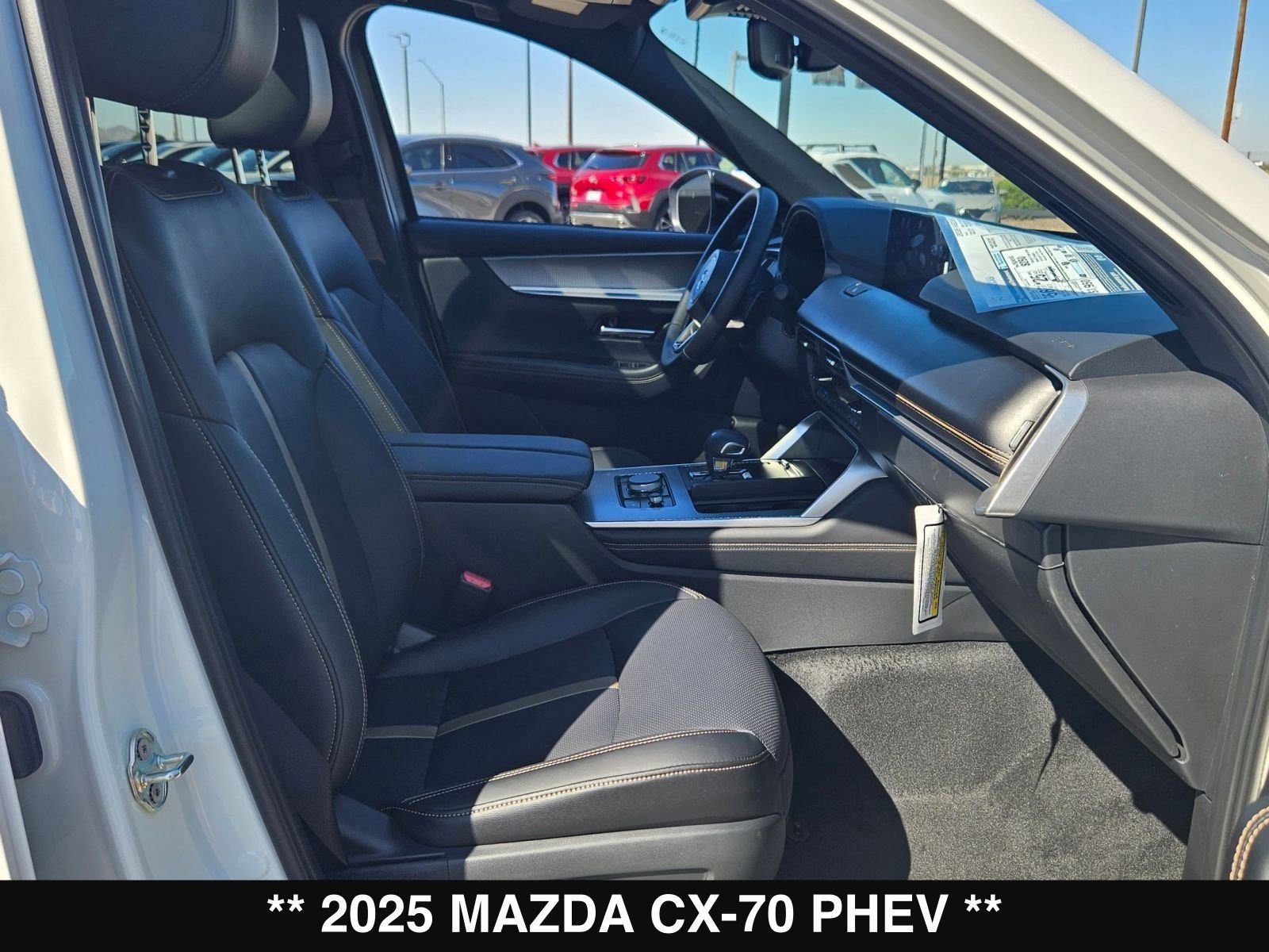 New 2025 MAZDA CX-70 Plug-In Hybrid w/ Premium Plus image 26
