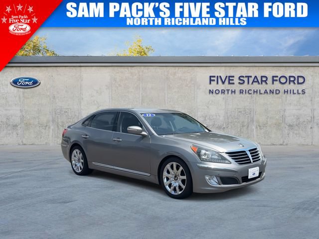 Used 2012 Hyundai Equus Signature RWD image 2