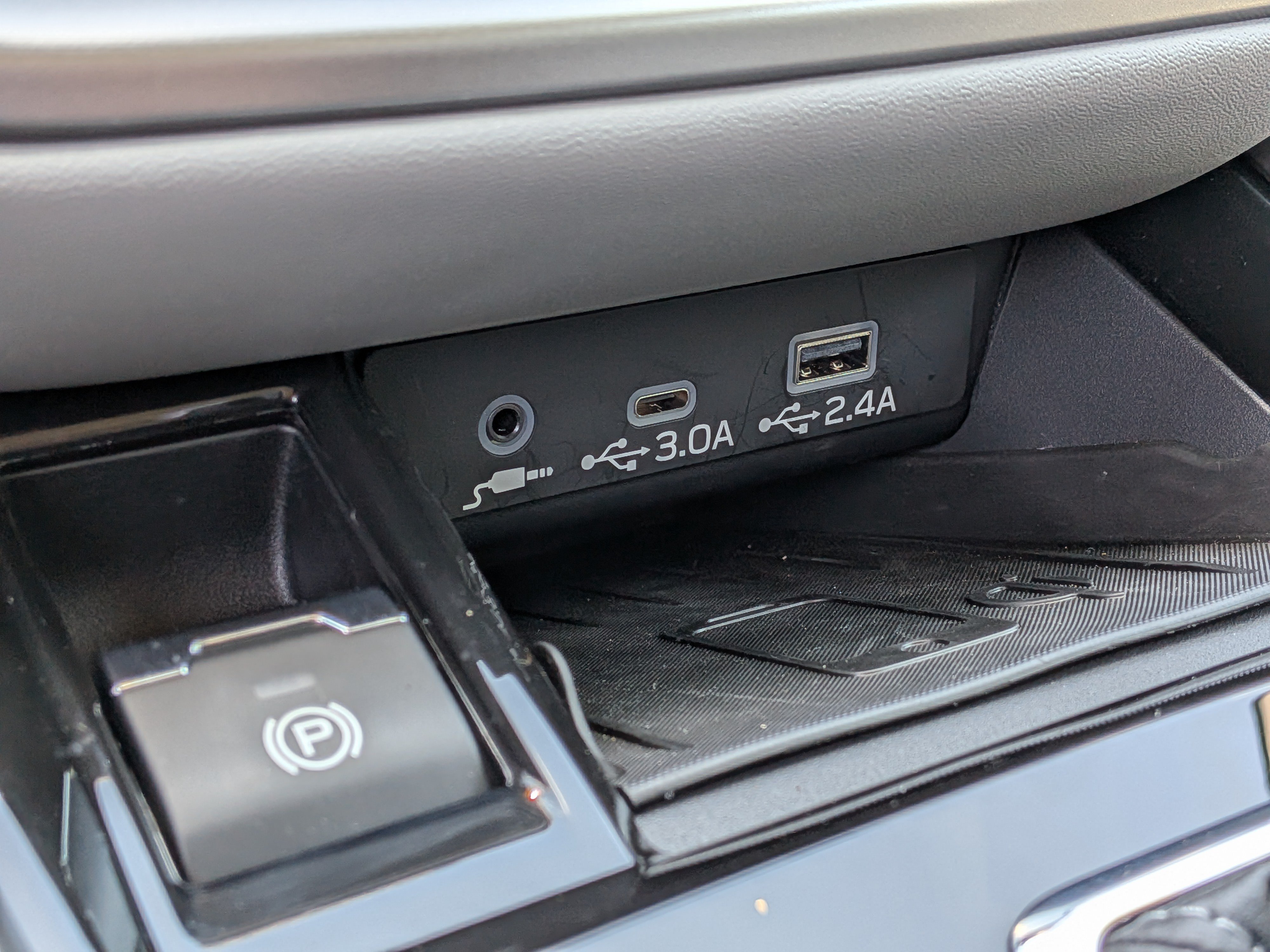 Certified 2025 Subaru Outback Limited AWD/4WD image 33