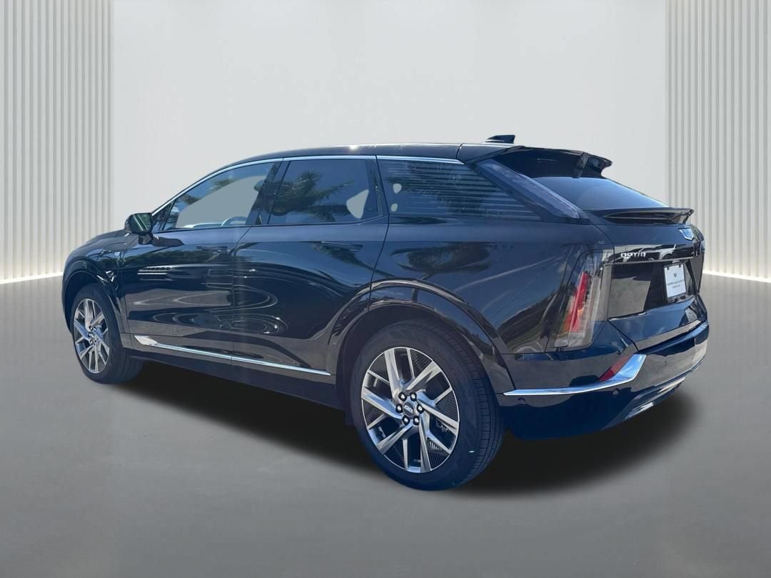 New 2026 Cadillac Optiq Luxury 1 RWD image 7