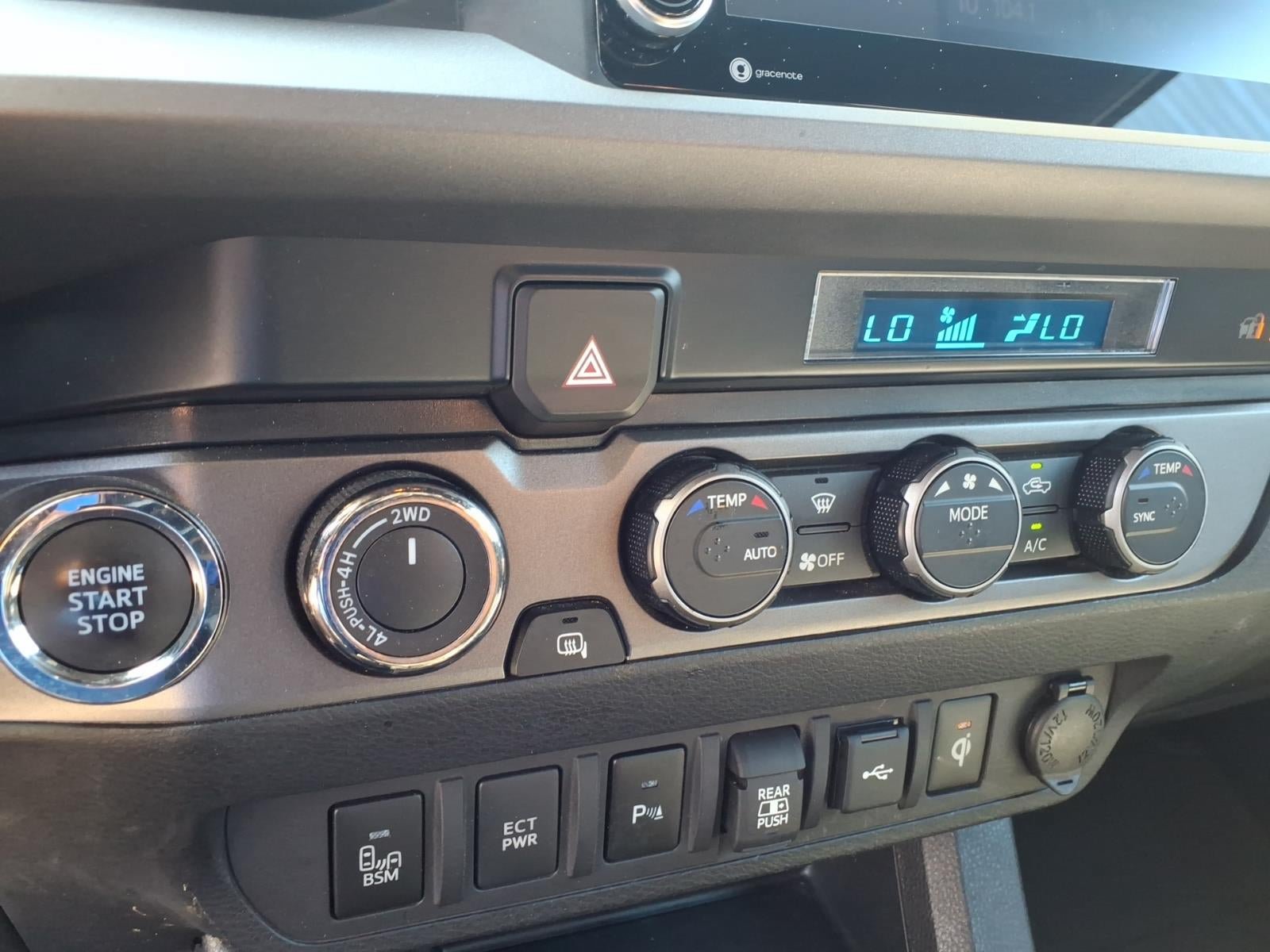 Used 2023 Toyota Tacoma TRD Off-Road w/ Technology Package AWD/4WD image 23