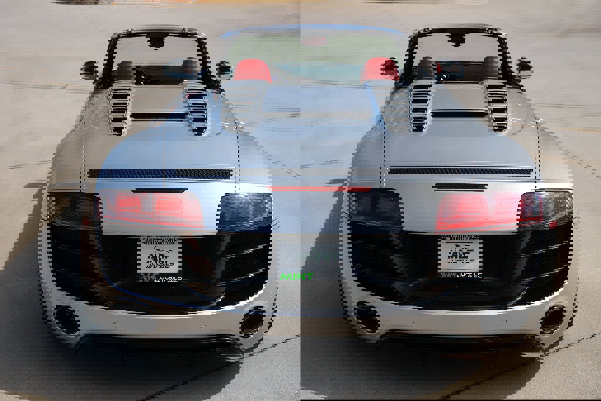 Used 2011 Audi R8 V10 image 14