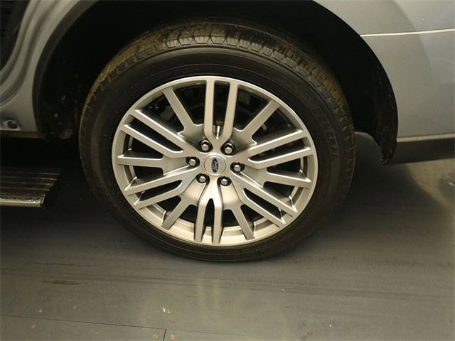 Used 2022 Ford Expedition Limited image 9