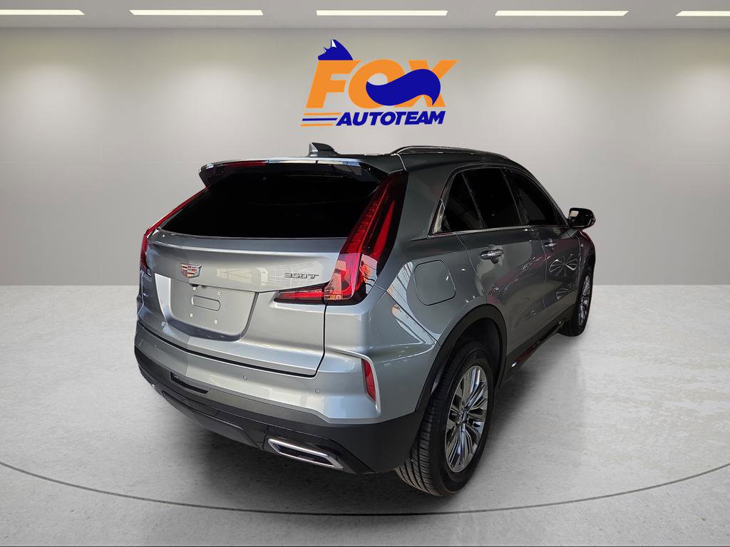 Used 2024 Cadillac XT4 Premium Luxury AWD/4WD image 4