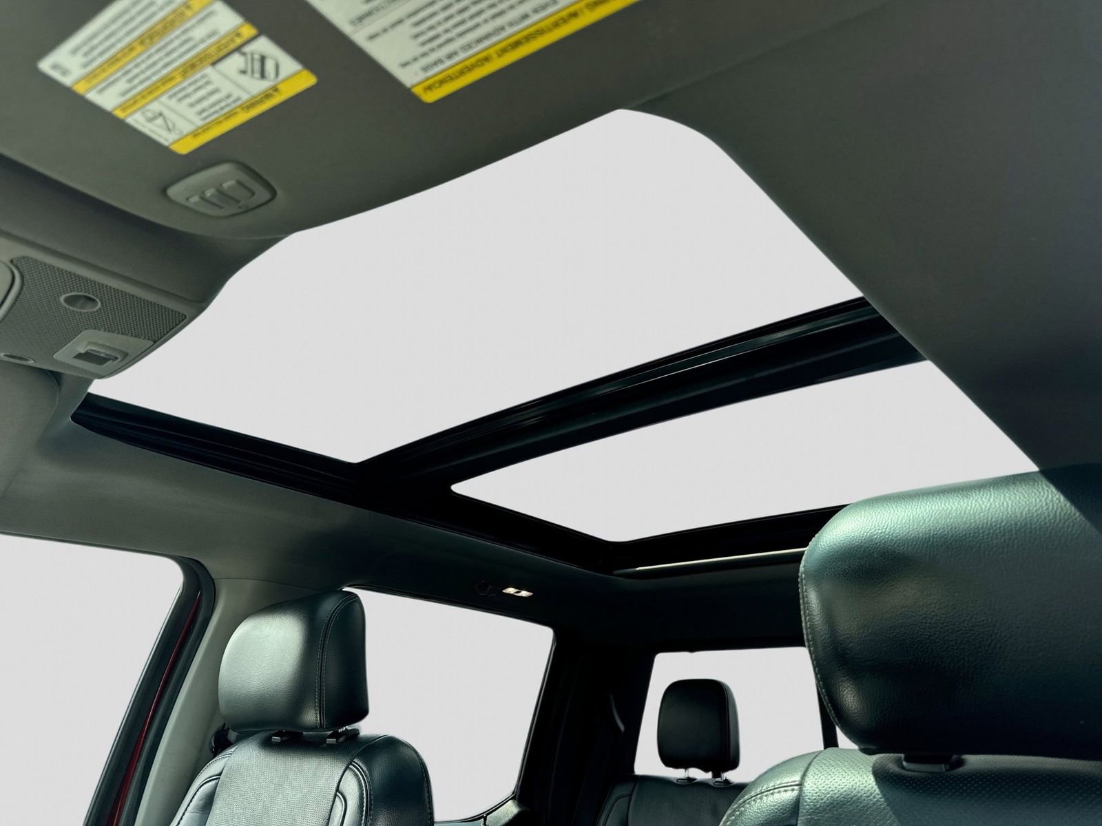 Used 2017 Ford F150 Lariat w/ Equipment Group 502A Luxury AWD/4WD image 23