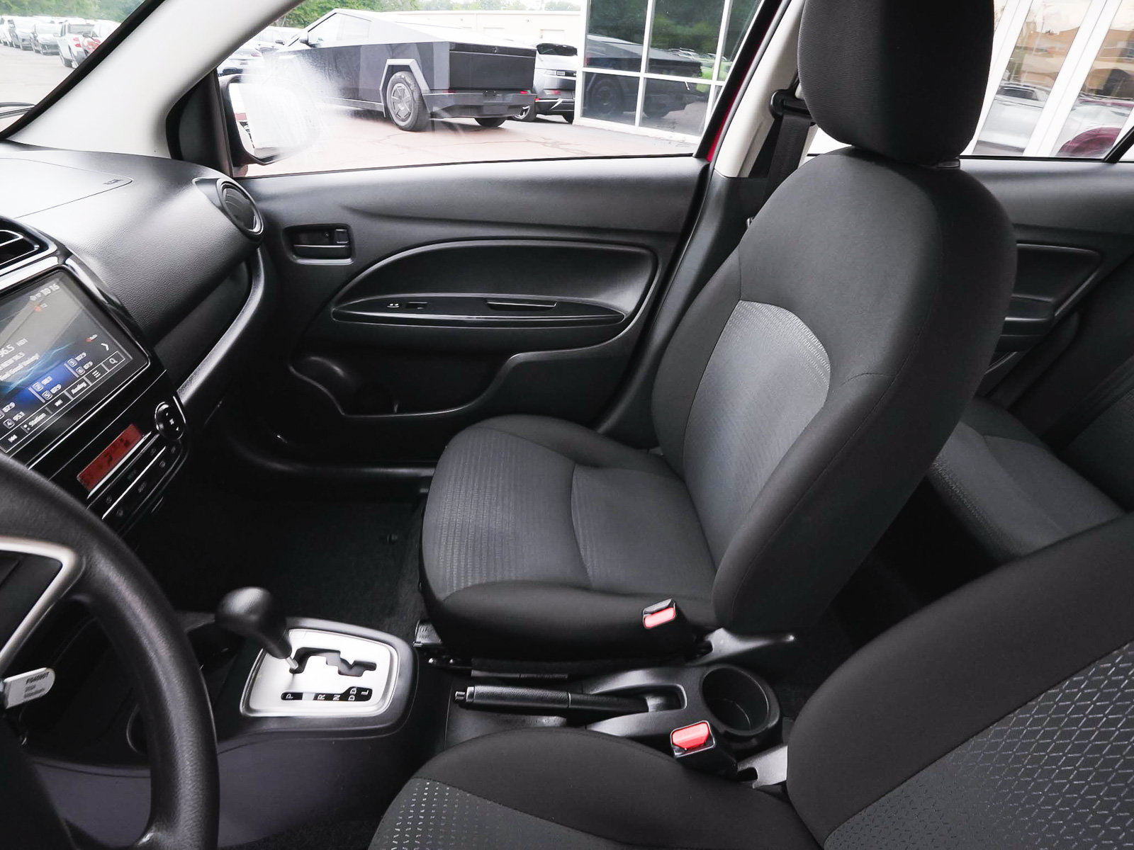 Used 2024 Mitsubishi Mirage G4 ES FWD image 30