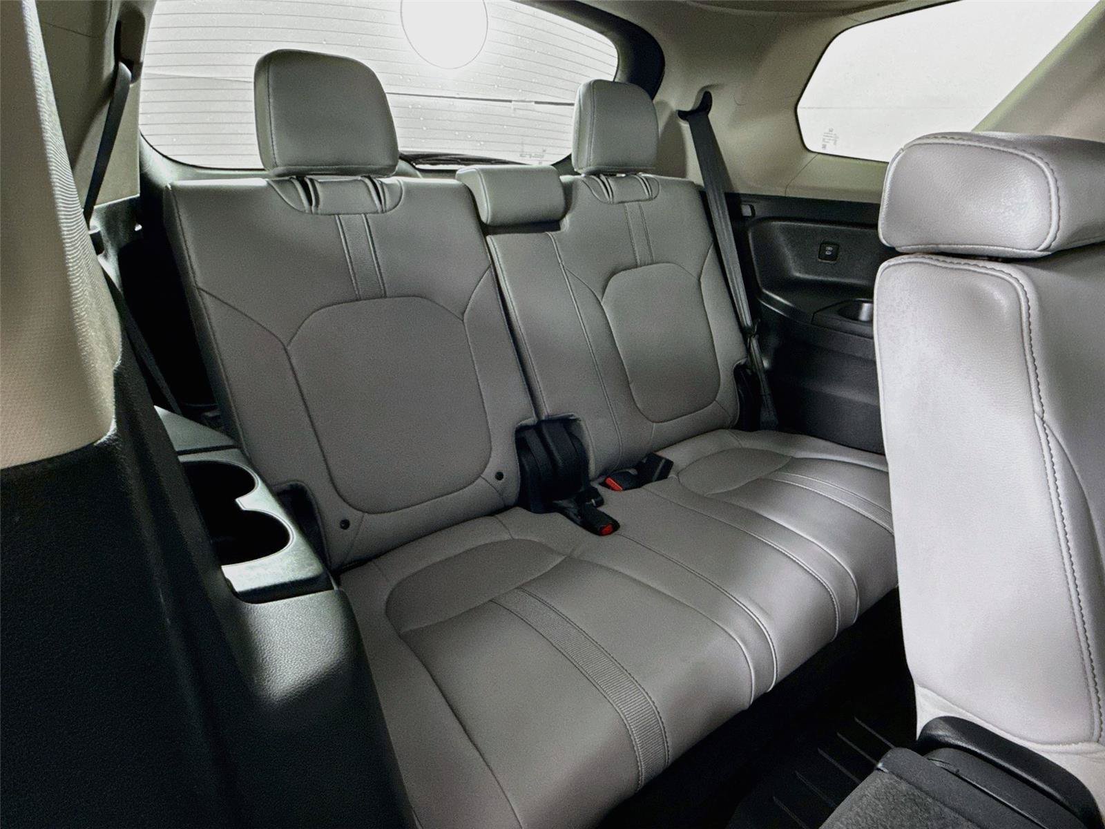 Used 2025 Honda Pilot EX-L image 27