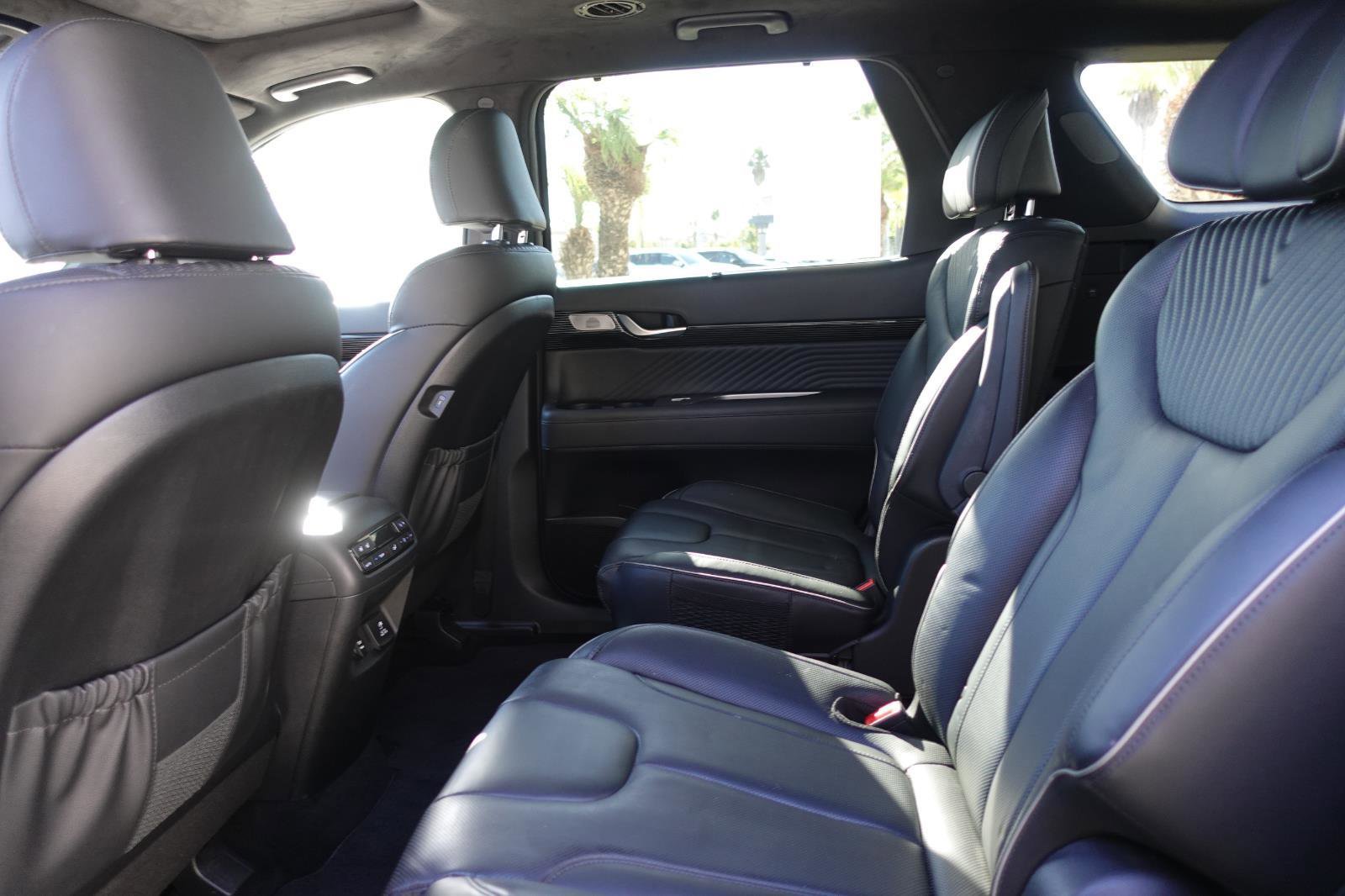 Used 2024 Hyundai Palisade Calligraphy image 32