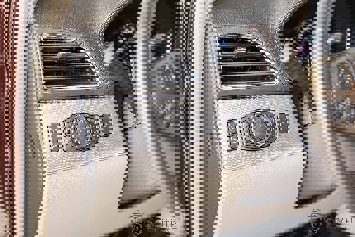 Used 2012 Lincoln MKX FWD image 20