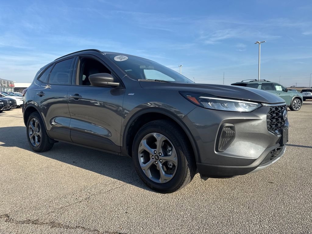 Used 2025 Ford Escape ST-Line image 9