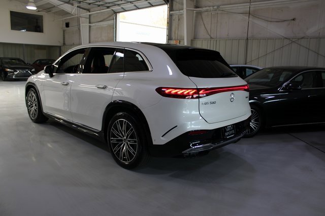 Used 2023 Mercedes-Benz EQS 580 4MATIC SUV image 48