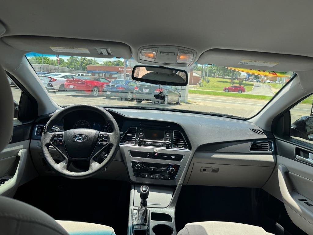 Used 2015 Hyundai Sonata Sport FWD image 8