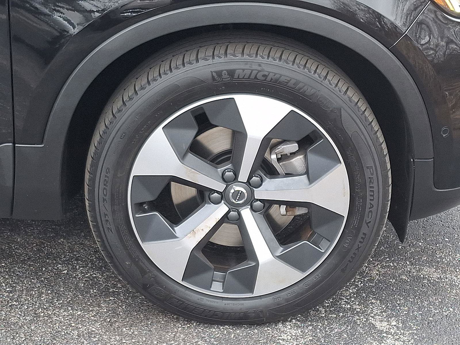 Certified 2023 Volvo XC40 B5 Ultimate w/ Climate Package AWD/4WD image 8