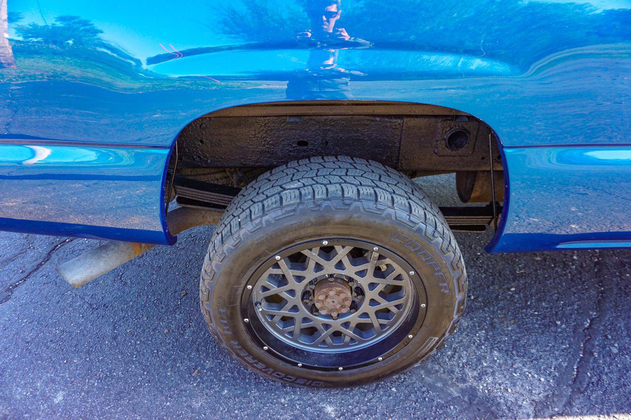 Used 2004 Chevrolet Silverado 2500 LS w/ Snow Plow Prep Package AWD/4WD image 29