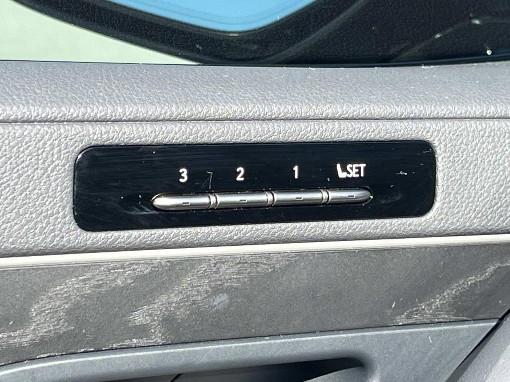 Used 2023 Lexus LX 600 4WD w/ Appearance Package image 29