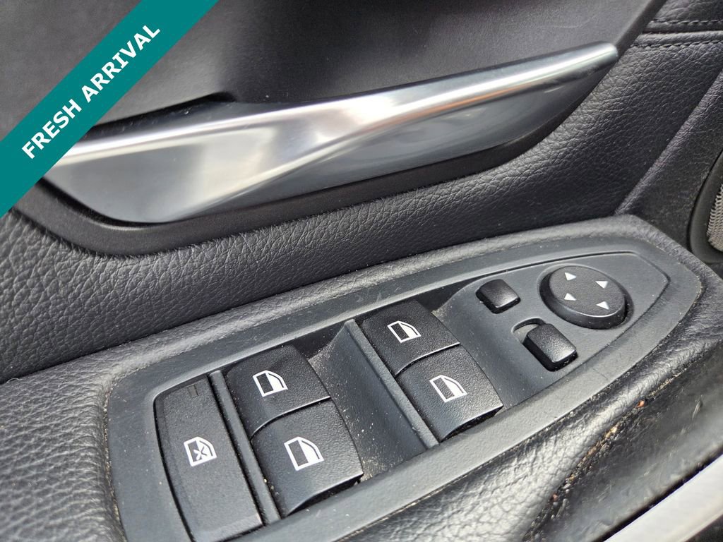 Used 2014 BMW 328i xDrive Wagon image 11