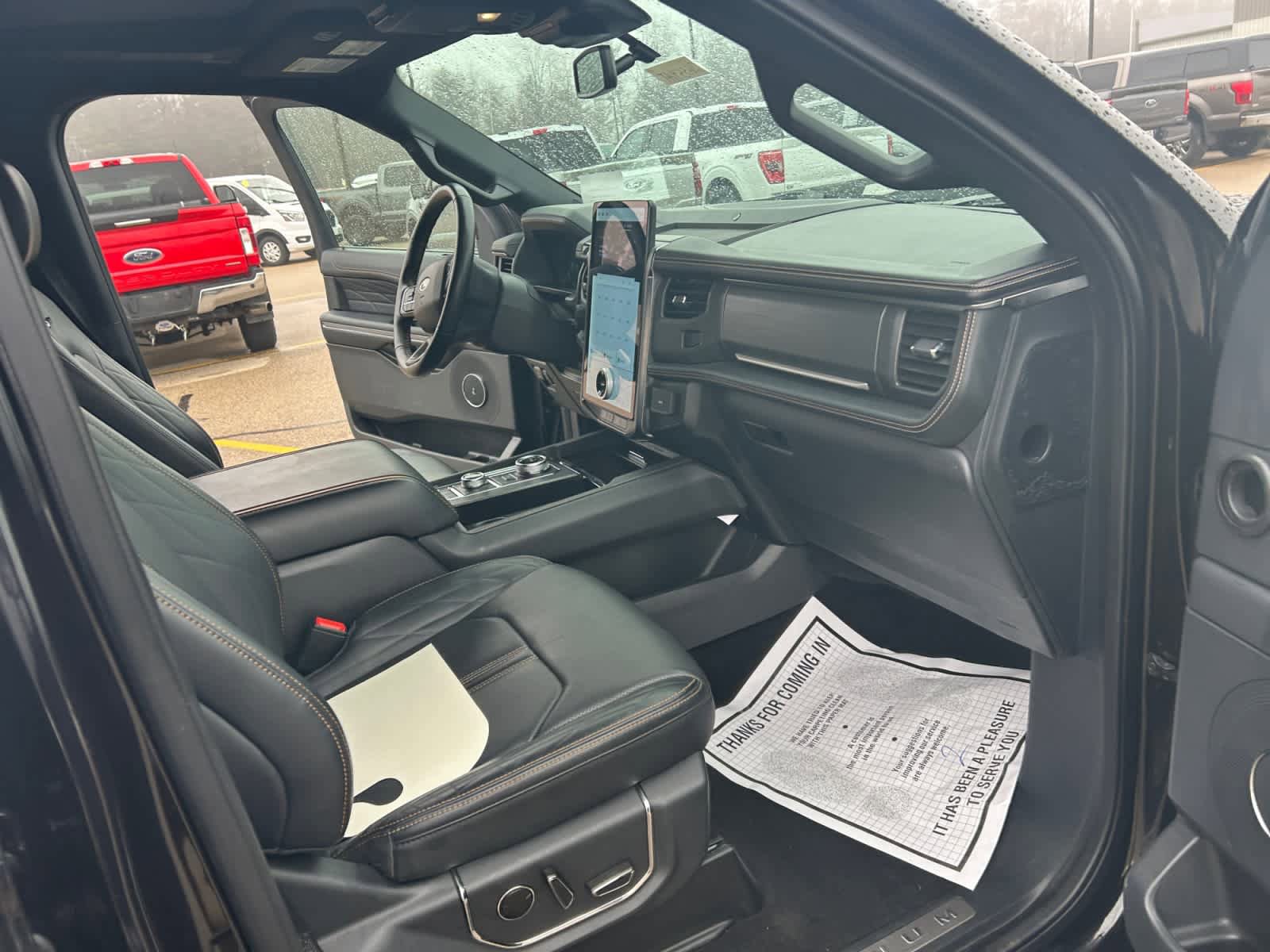 Used 2024 Ford Expedition Max Platinum AWD/4WD image 17