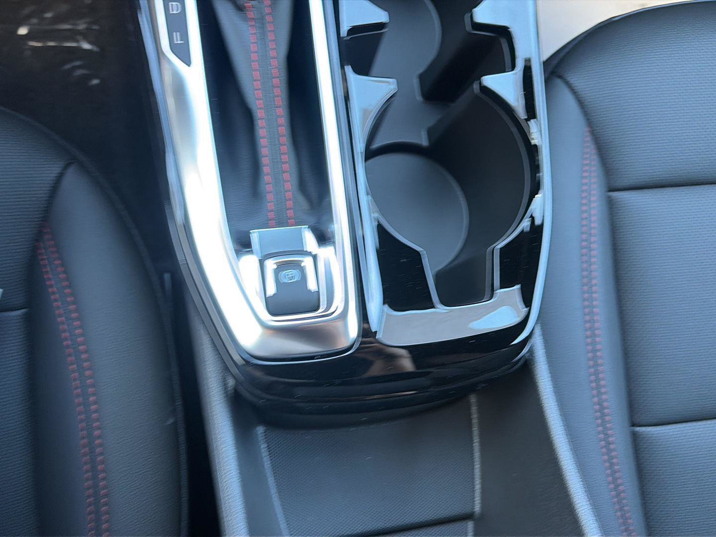New 2026 Chevrolet Trax RS w/ Sunroof Package FWD image 20
