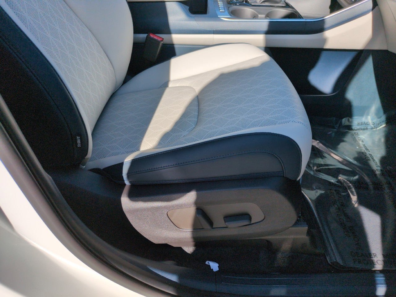 New 2026 Kia Carnival EX FWD image 45