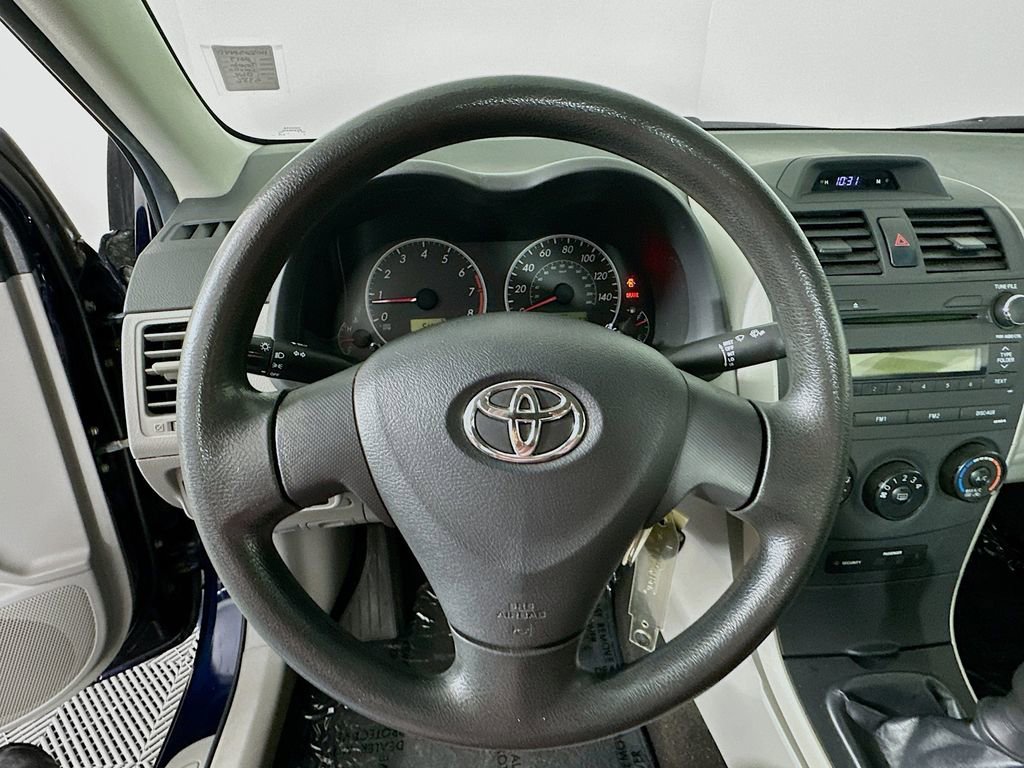 Used 2013 Toyota Corolla L FWD image 12