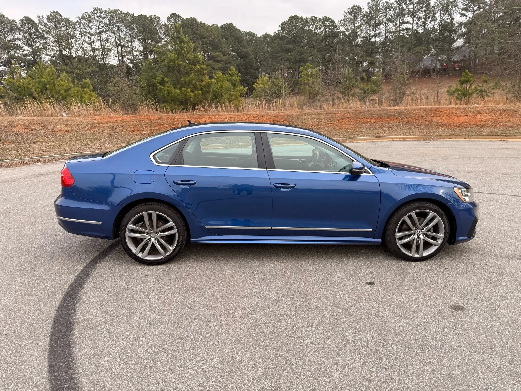 Used 2016 Volkswagen Passat 1.8T R-Line FWD image 7
