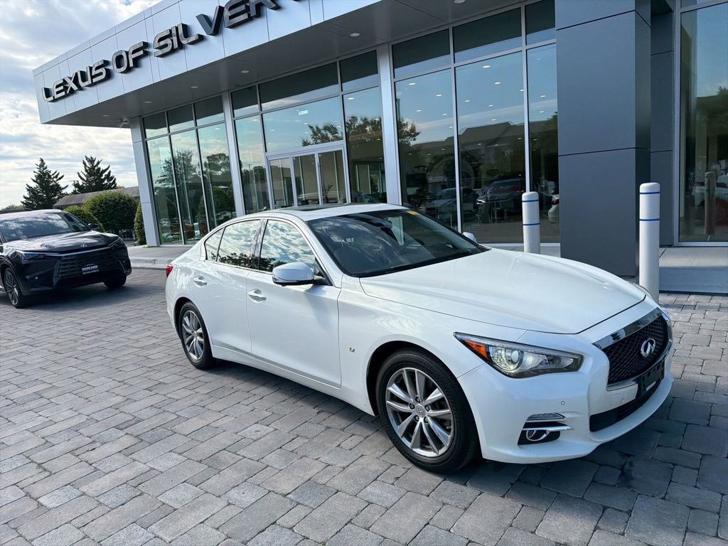 Used 2015 INFINITI Q50 Premium w/ Technology Package AWD/4WD image 5