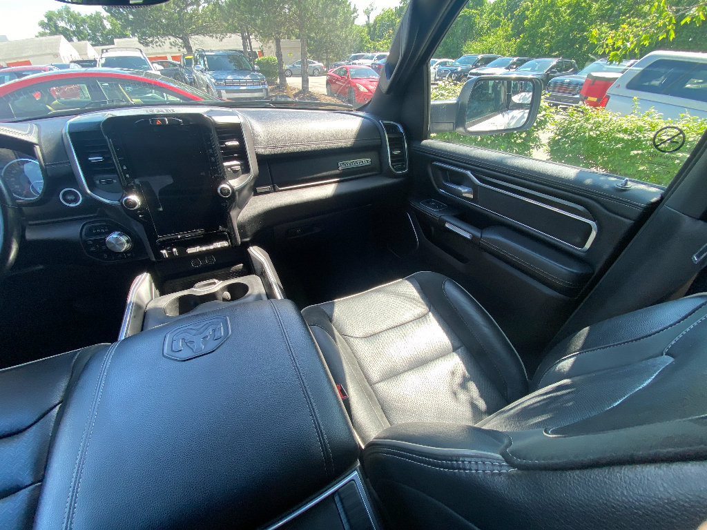 Used 2023 RAM 1500 Laramie AWD/4WD image 23