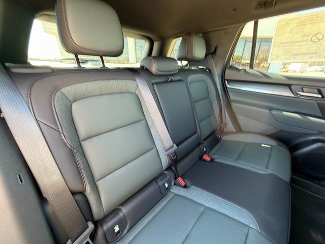 New 2026 GMC Terrain AT4 w/ Technology Package II image 25