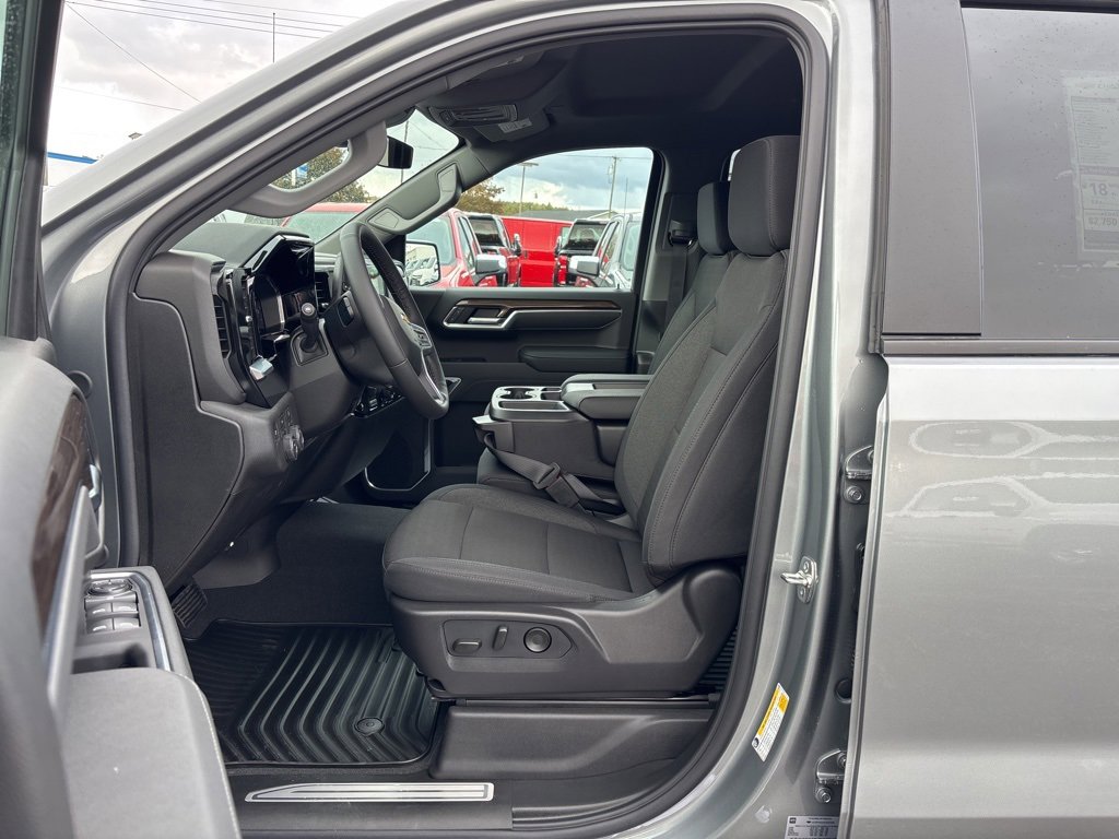 New 2026 Chevrolet Silverado 1500 LT image 10