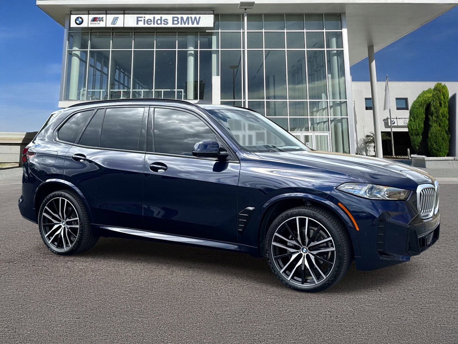 Used 2024 BMW X5 xDrive40i w/ M Sport Package