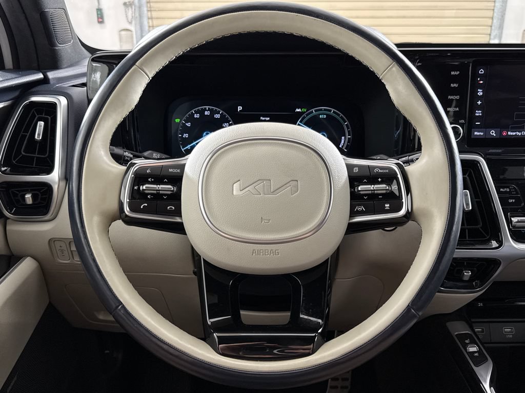 Used 2022 Kia Sorento SX Prestige AWD/4WD image 14