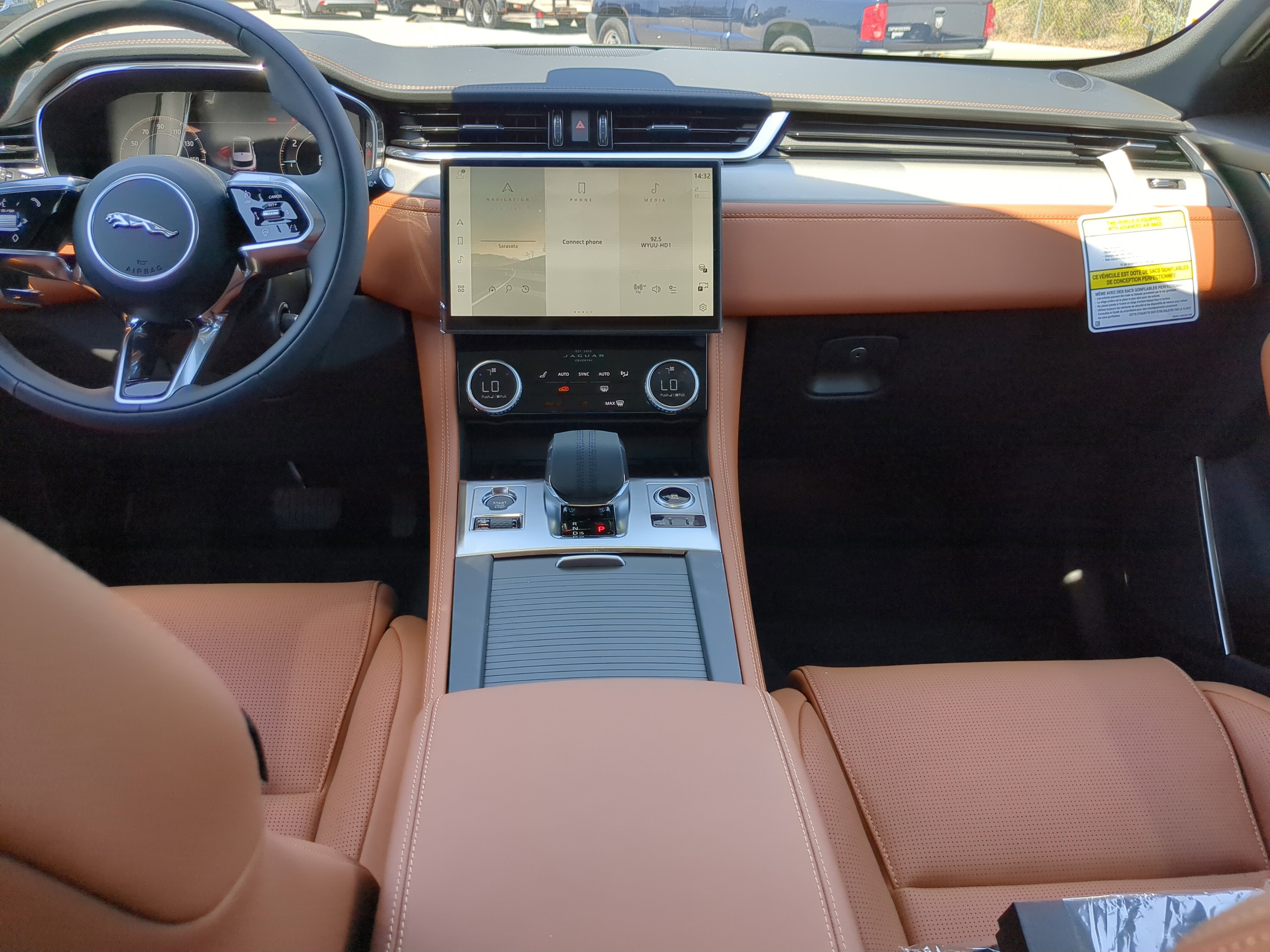 New 2026 Jaguar F-PACE R-Dynamic S image 12