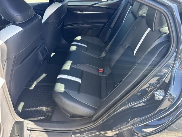 Used 2026 Toyota Camry SE FWD image 19