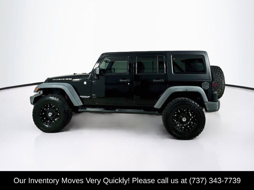 Used 2014 Jeep Wrangler Unlimited Rubicon w/ Connectivity Group AWD/4WD image 4