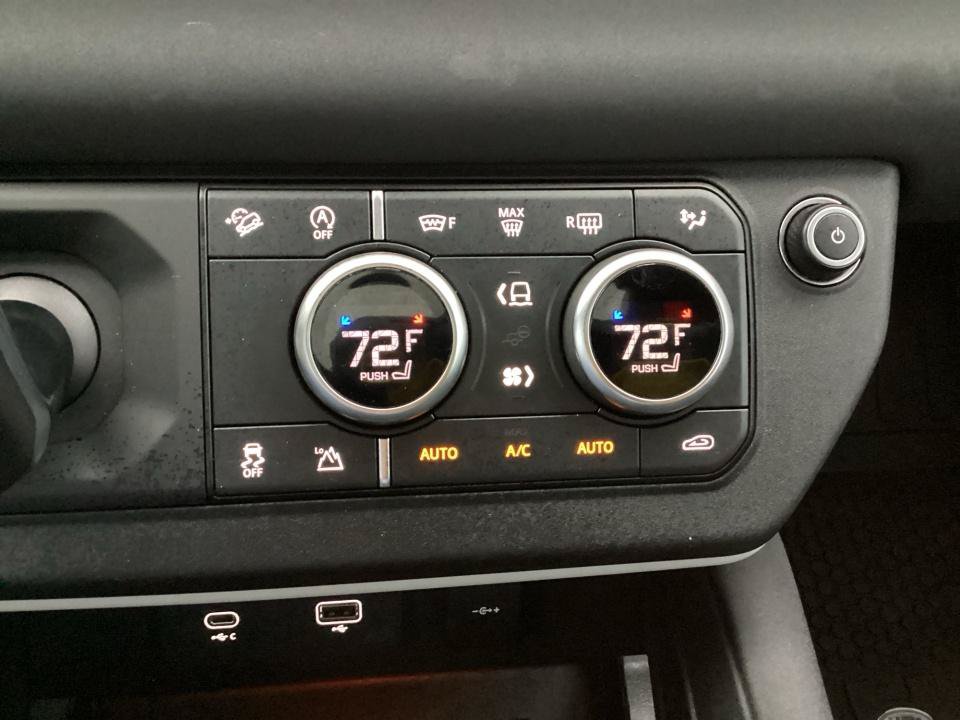 Used 2023 Land Rover Defender 110 S AWD/4WD image 22