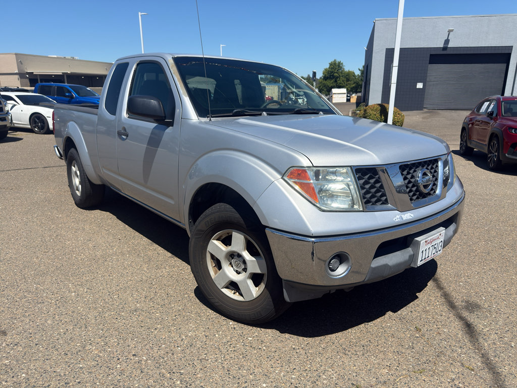 Used 2005 Nissan Frontier SE w/ (P01) Power Pkg RWD image 3