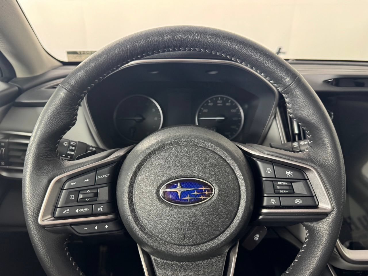 Used 2023 Subaru Outback Limited AWD/4WD image 12