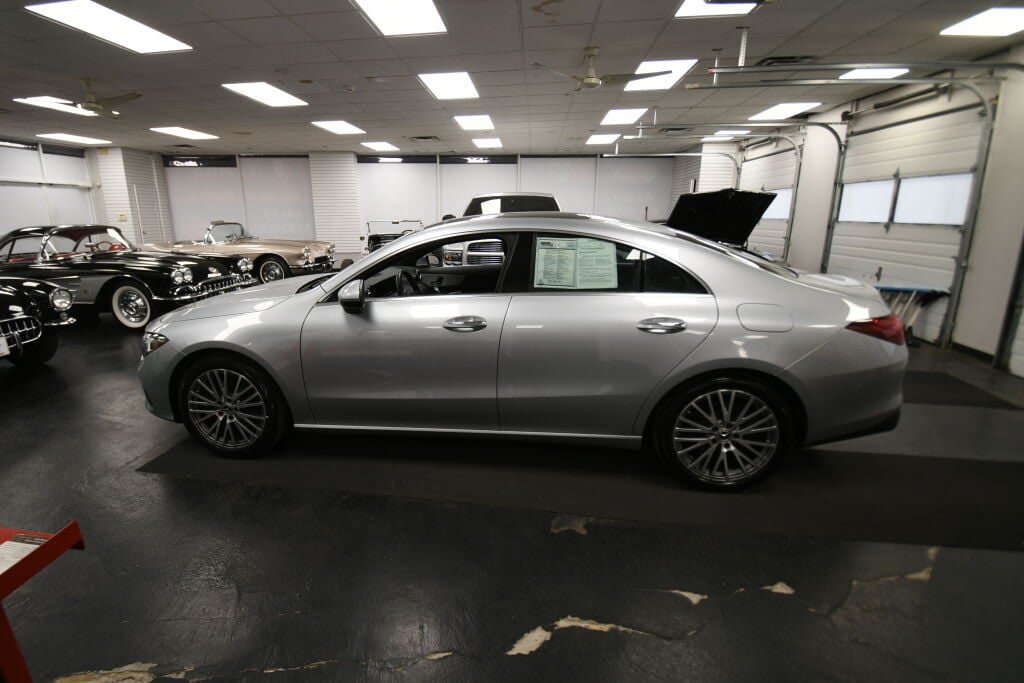 Used 2025 Mercedes-Benz CLA 250 4MATIC image 5