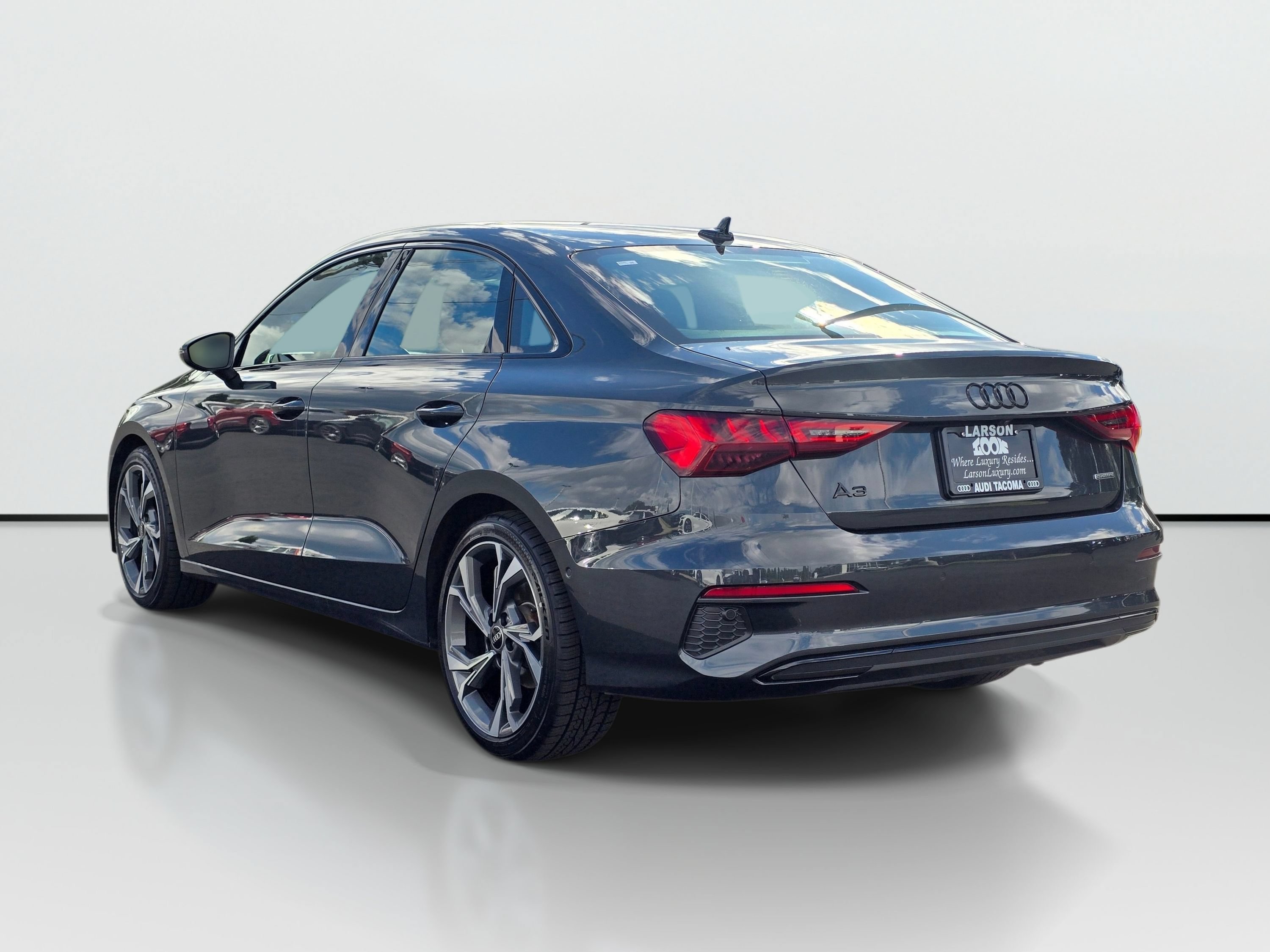 Used 2023 Audi A3 2.0T Premium Plus w/ Premium Plus Package AWD/4WD image 3