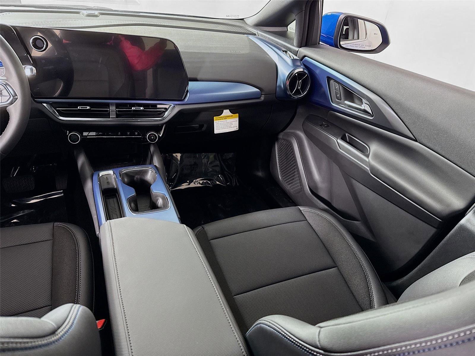 New 2026 Chevrolet Equinox EV LT image 17