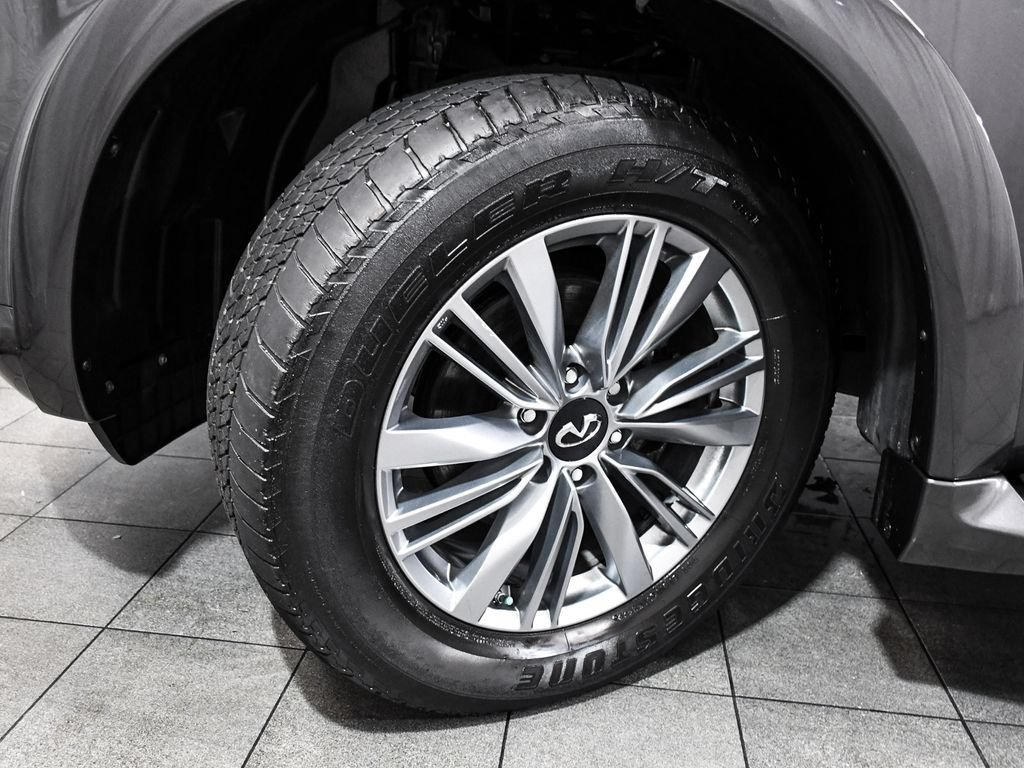 Used 2023 INFINITI QX80 Luxe w/ Cargo Package AWD/4WD image 6
