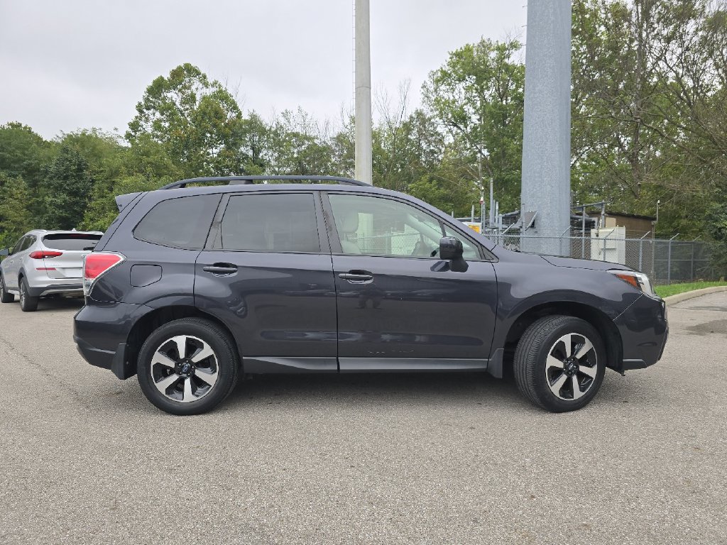 Used 2018 Subaru Forester 2.5i Premium AWD/4WD image 16