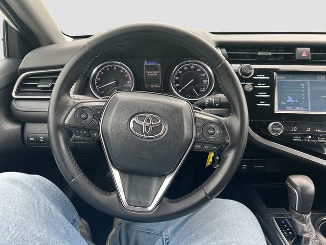 Used 2019 Toyota Camry SE FWD image 11