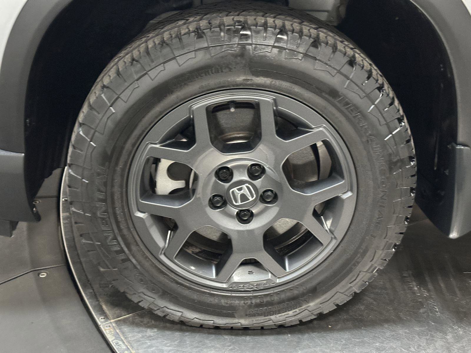 Used 2023 Honda Pilot TrailSport image 18