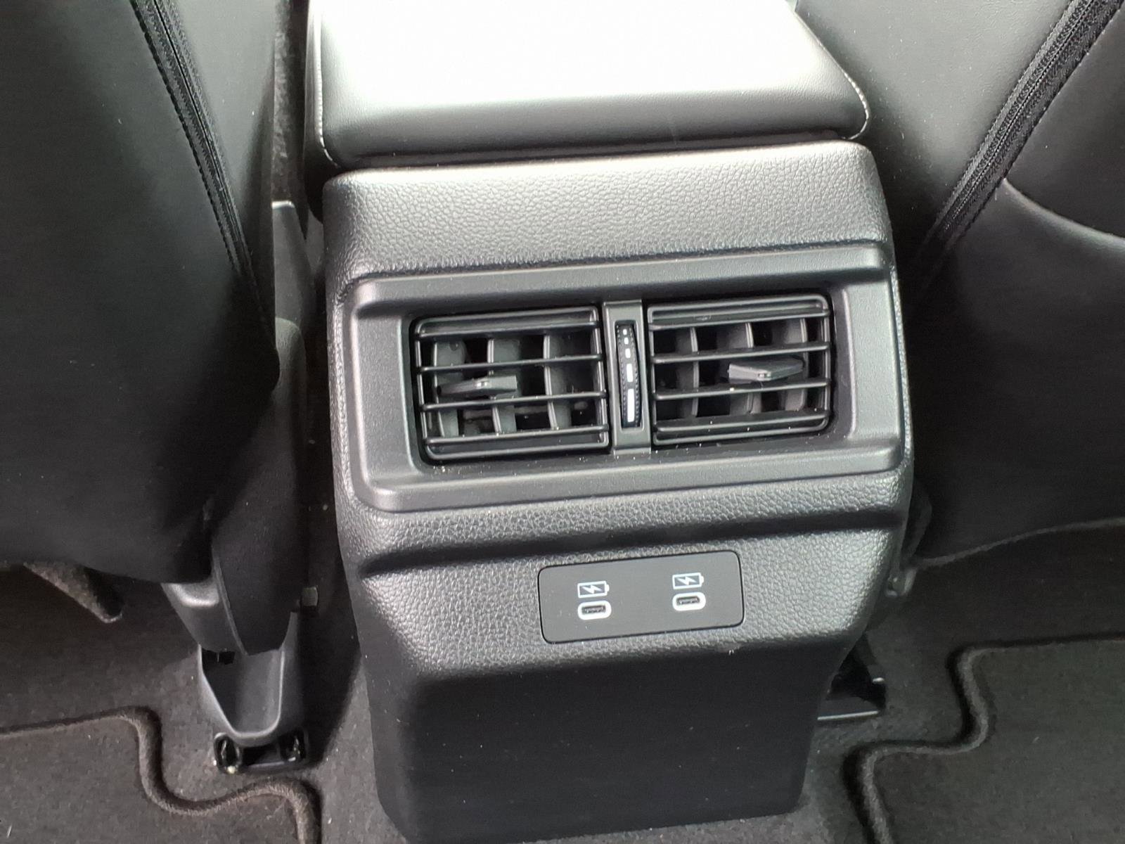 Used 2023 Honda Accord Touring image 12