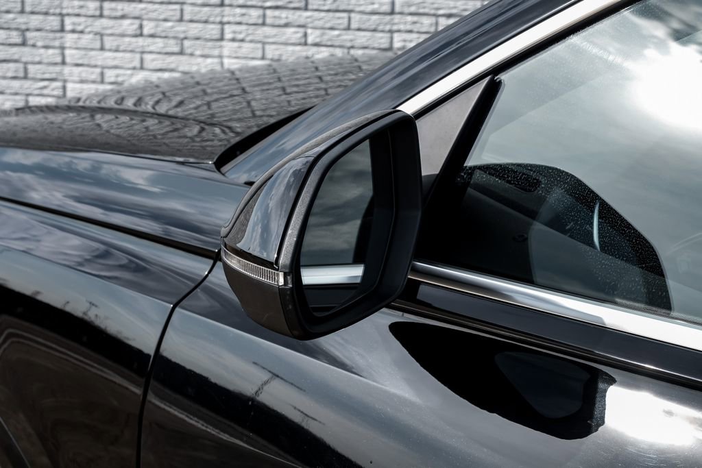 Used 2022 Audi Q8 Premium Plus image 38