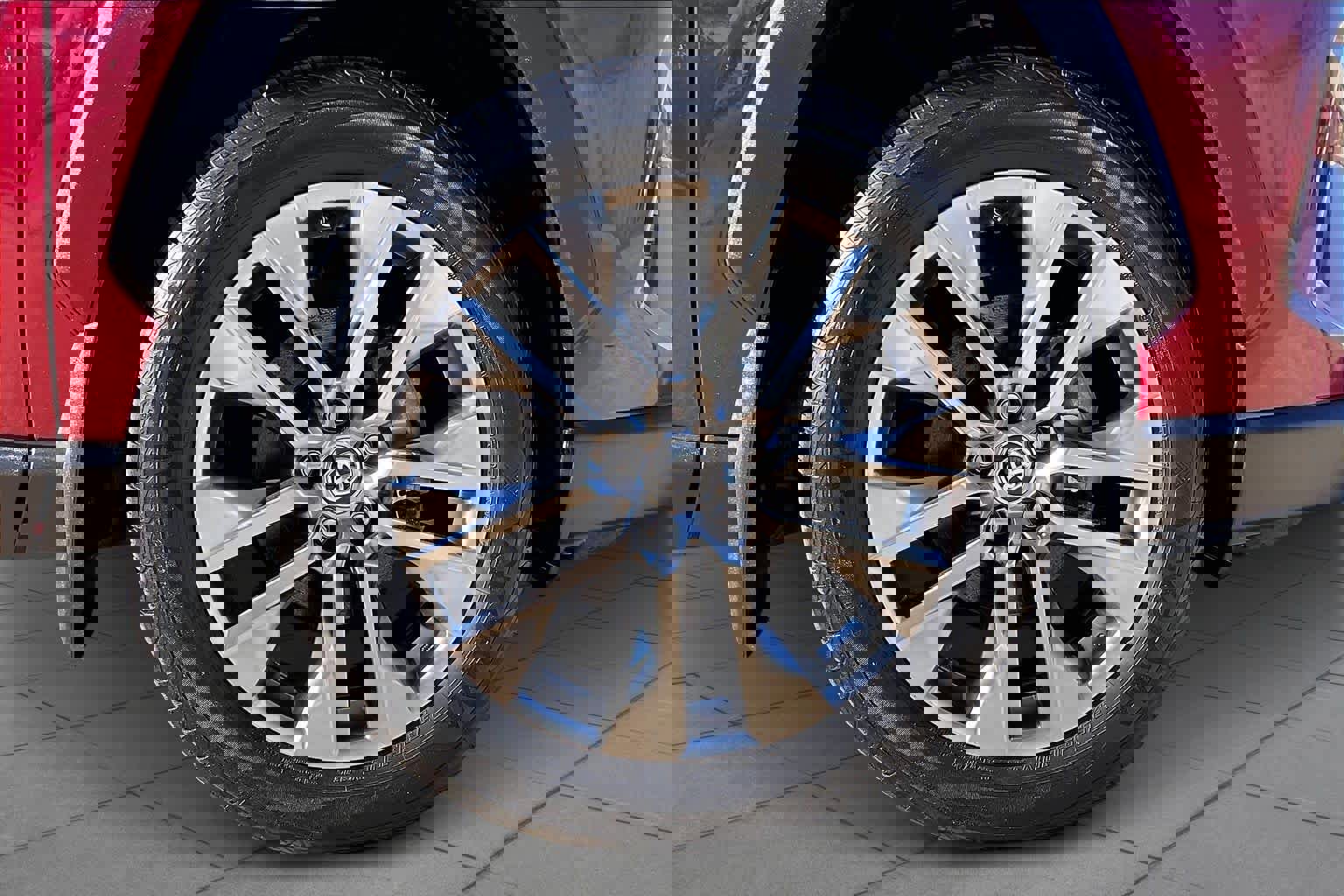 Used 2021 Toyota RAV4 Limited image 11