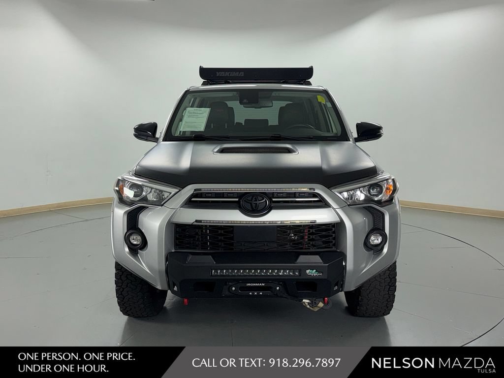 Used 2021 Toyota 4Runner Venture w/ Moonroof Package AWD/4WD image 2